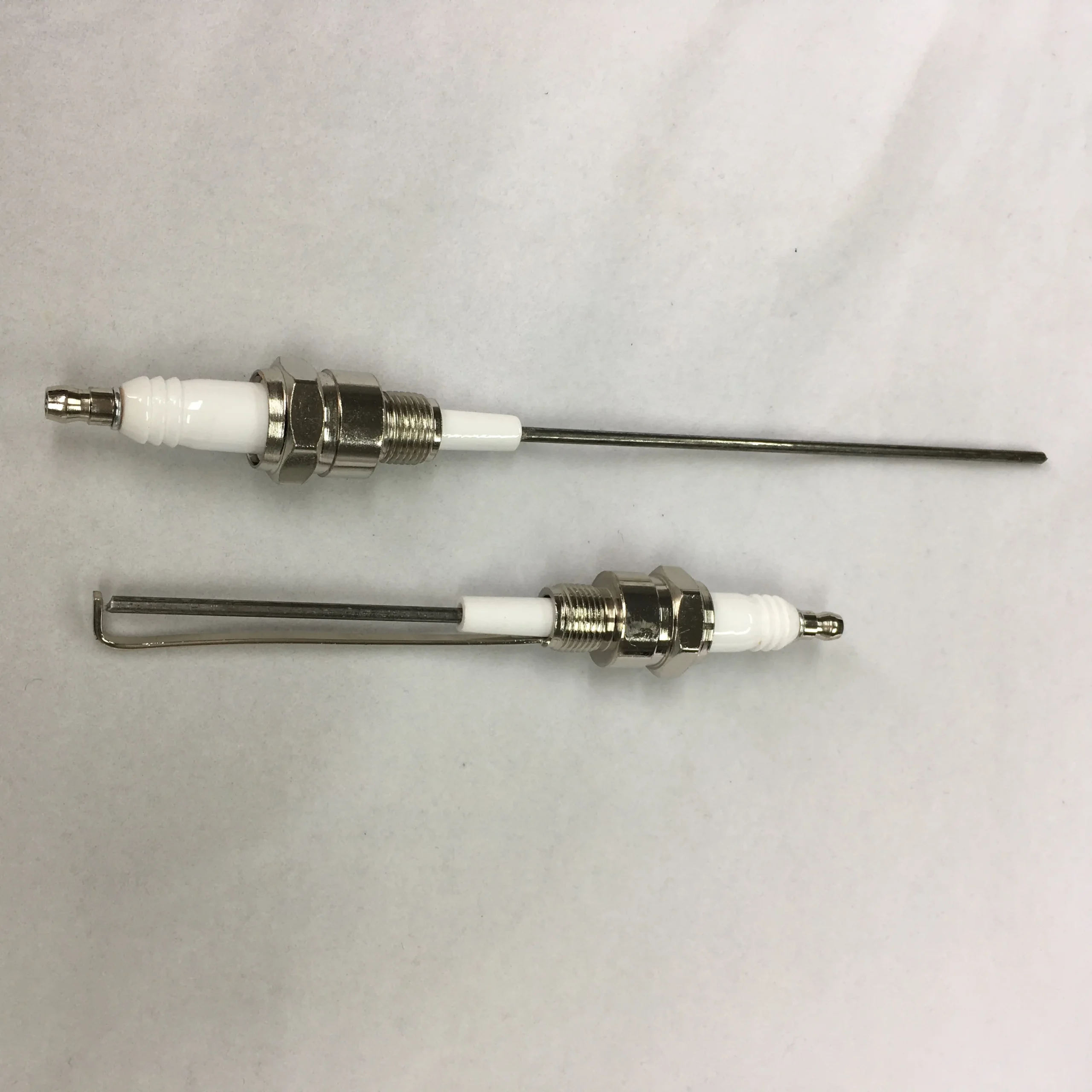 H05ea4cb1b2594218ad303df274a38215J.webp Ceramic Ignition Electrode for Gas burner - Image 1