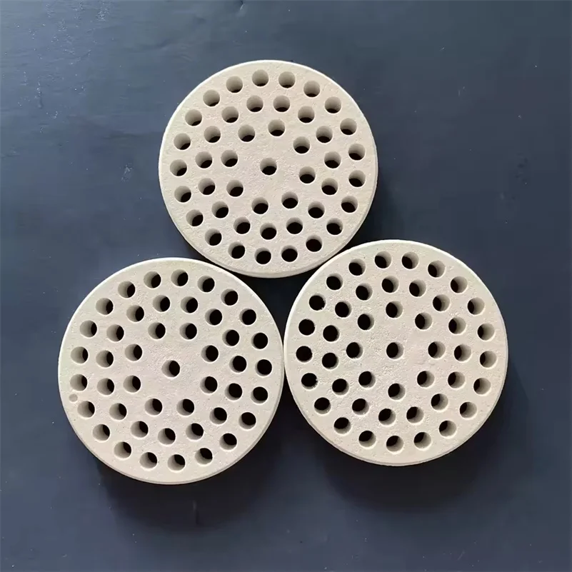 H1125e14c7fb145199b69e8d0a2fce78dJ.webp Gas Stove Burner Mullite Cordierite Ceramic Plate Disc With Holes - Image 1