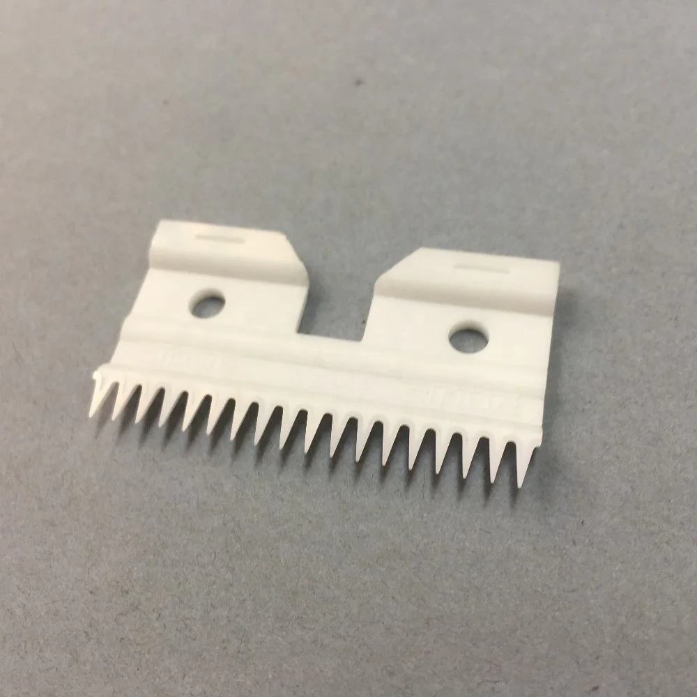 H4124a028691b45f19da4caba05febf74K.webp Oster Fast Feed Zirconia Ceramic Moving Blade - Image 1