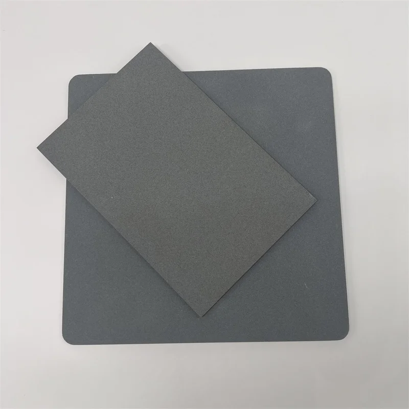 H517e75f984fc4bd0bc253001dbe4a20fK.webp Sic / Silicon Carbide / Alumina Porous Ceramic Chuck Table for Wafer Processing Semiconductor Field - Image 1