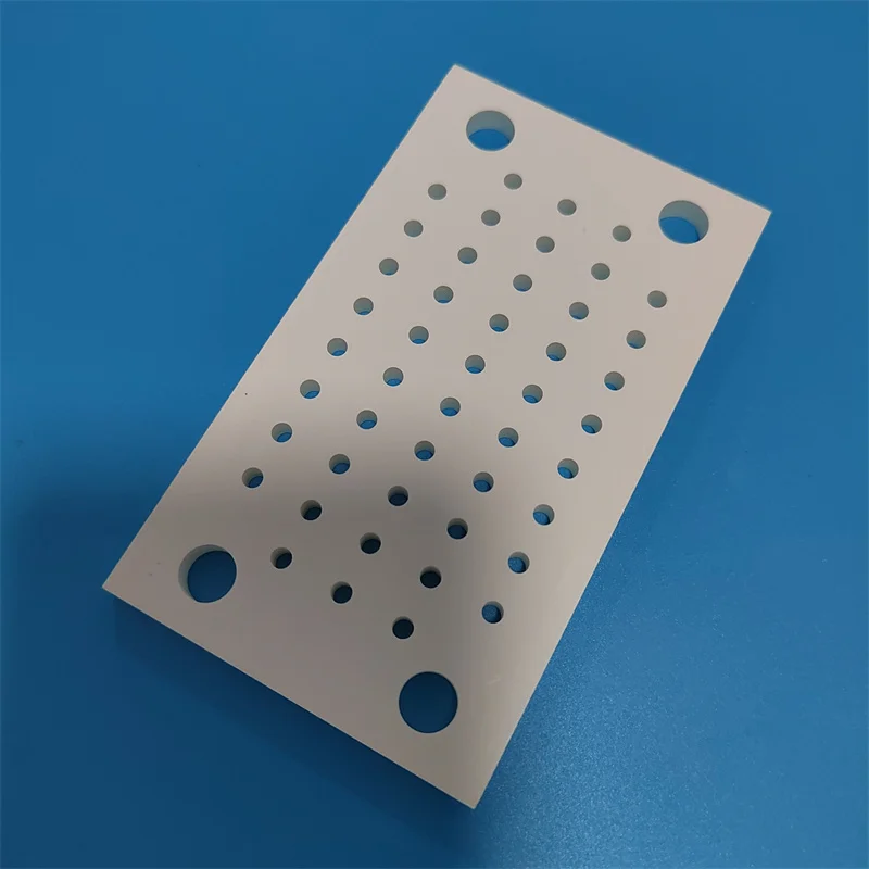 H5a43364a17e449288f24c40e40c591e3D.webp Hot Pressed Boron Nitride Ceramic Plate HBN Ceramic Sheet With Holes - Image 1