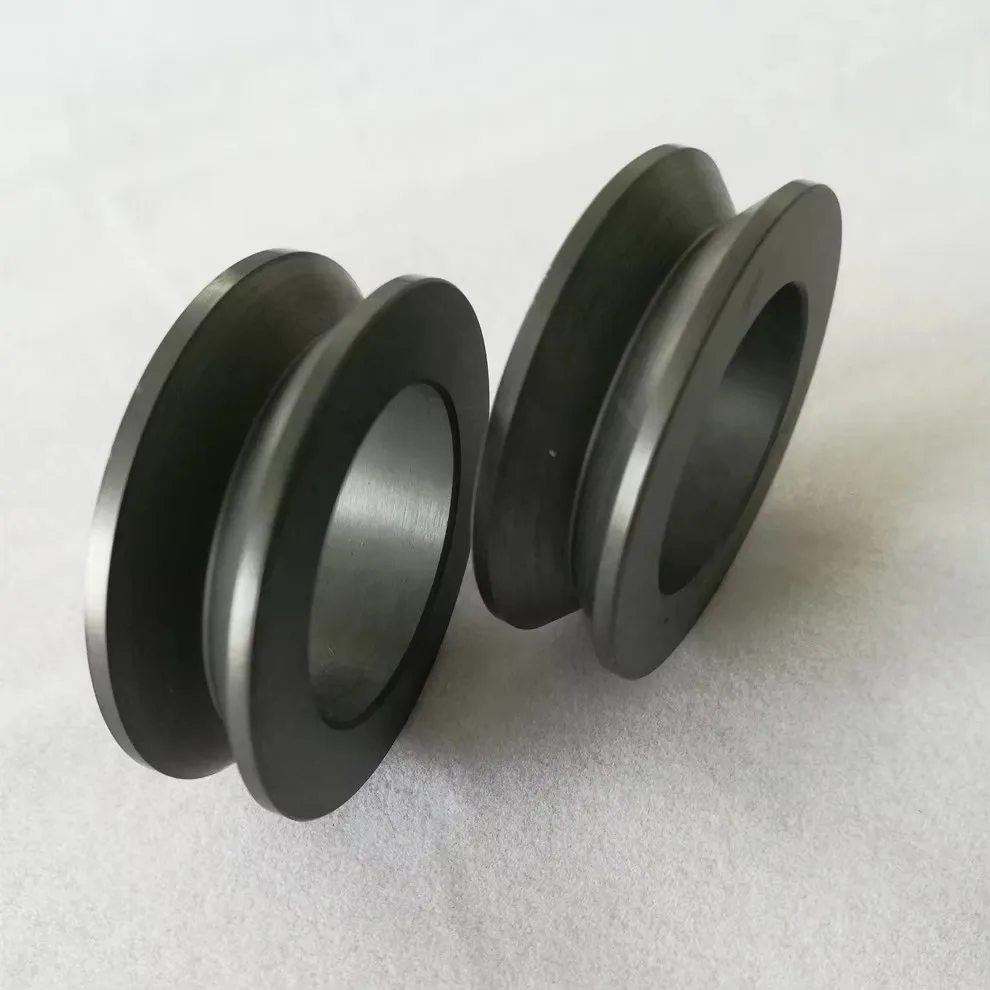 H68b8012186354512a74c84b1115e97deb.webp Pressureless Sintered Silicon Carbide Guide Insulator SiC Ceramic Ring - Image 1