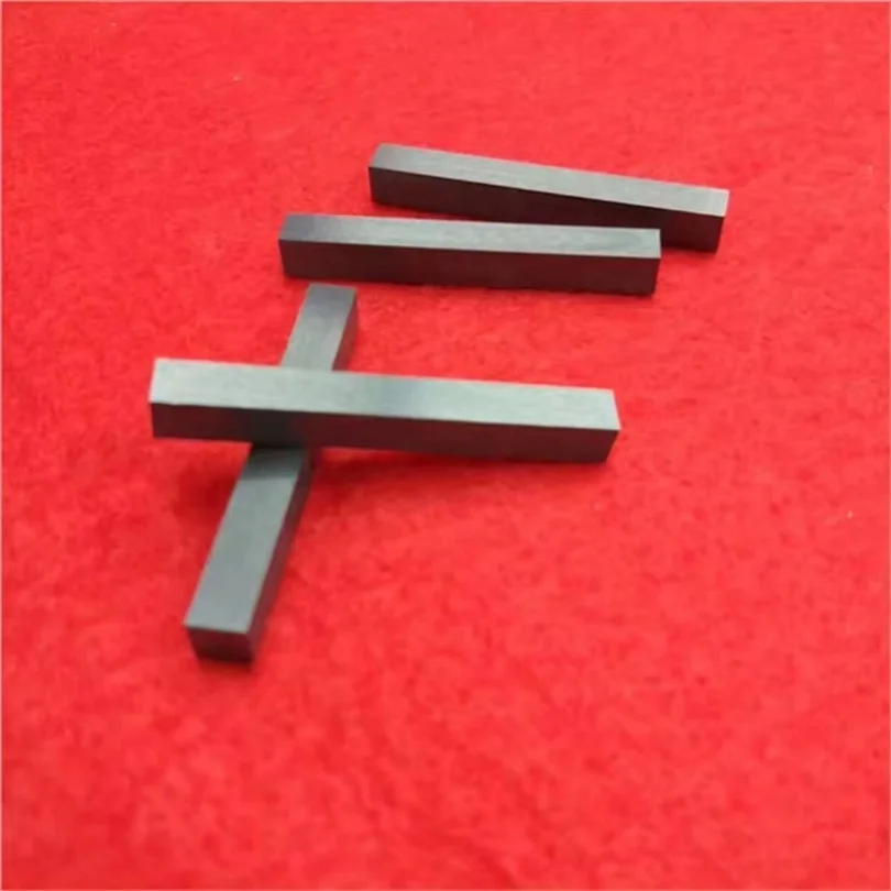 H6ac018dbb49a40e1a19f89c7296fc487l.webp Customized Silicon Nitride Square Ceramic Plate Si3N4 Ceramic Insulation bar - Image 1