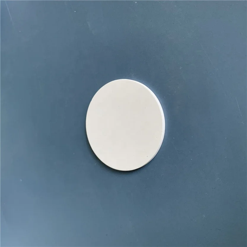 H720861f3096b4c3284932e28f0ecc79f5.webp Porosity Customized Al2o3 / Sic Porous Ceramic Filter Plate Alumina Microporous Ceramic Disc - Image 1