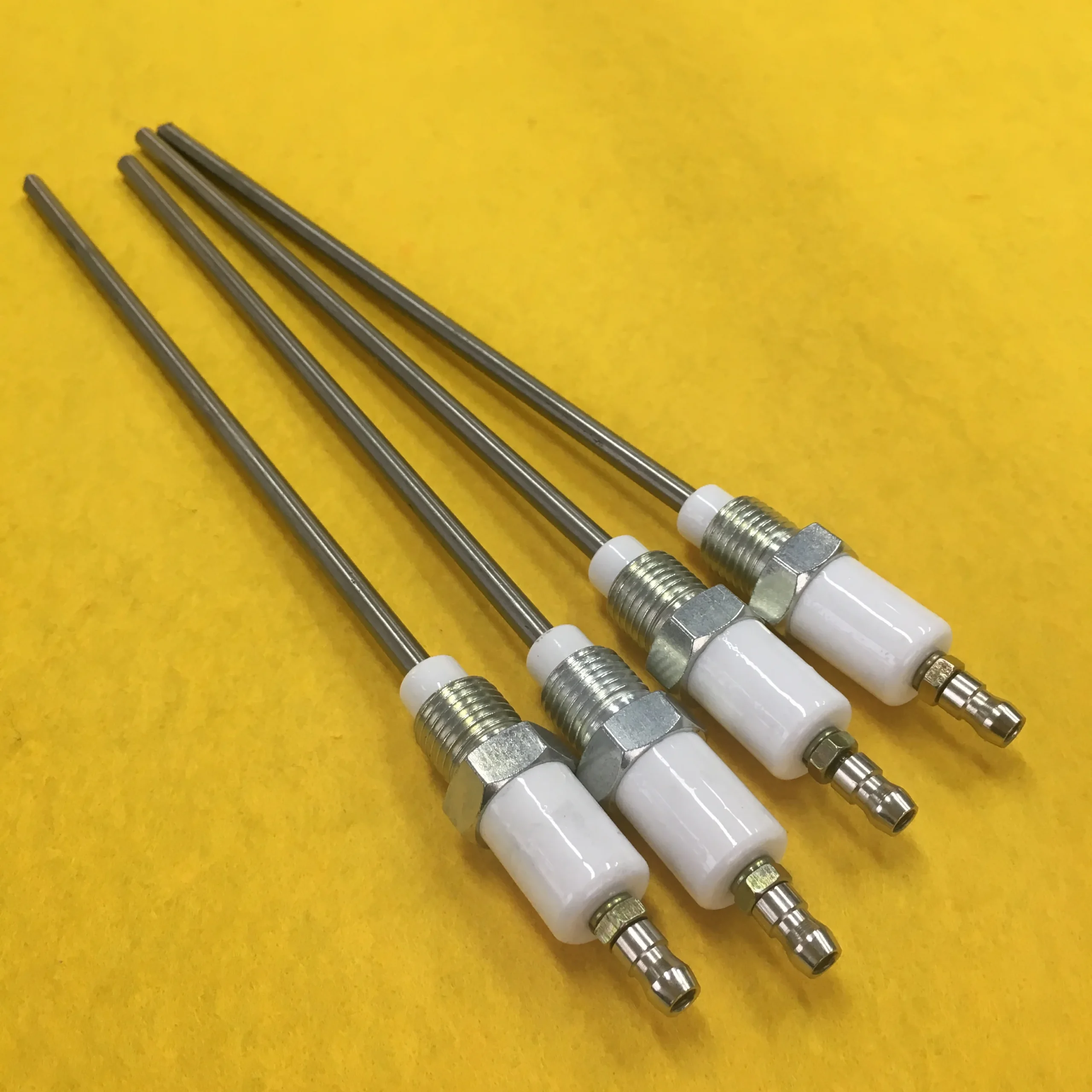 H924273ac48cd4e67b13fbd0e880036b9v.webp High Property Beru Ceramic Electrode for Ignition - Image 1