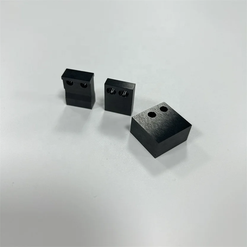 Ha3731c2a0e034c26add5f8bfbfb0ef9fY.webp Customized Silicon Nitride Ceramic Block Si3N4 Ceramic Perforated Positioning Plate - Image 1