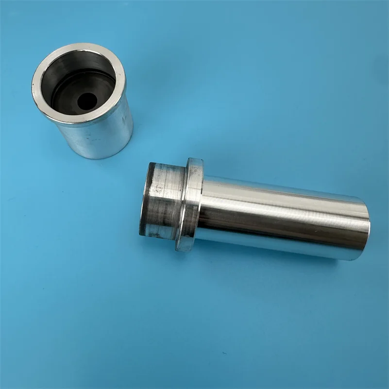 Hbea4518f97e248d7987e61c98344470dl.webp Clean Equipment B4C Boron Carbide Sandblasting SSIC SIlicon Carbide Venturi Sand Blasting Nozzle for Sandblasting With Jacket - Image 1