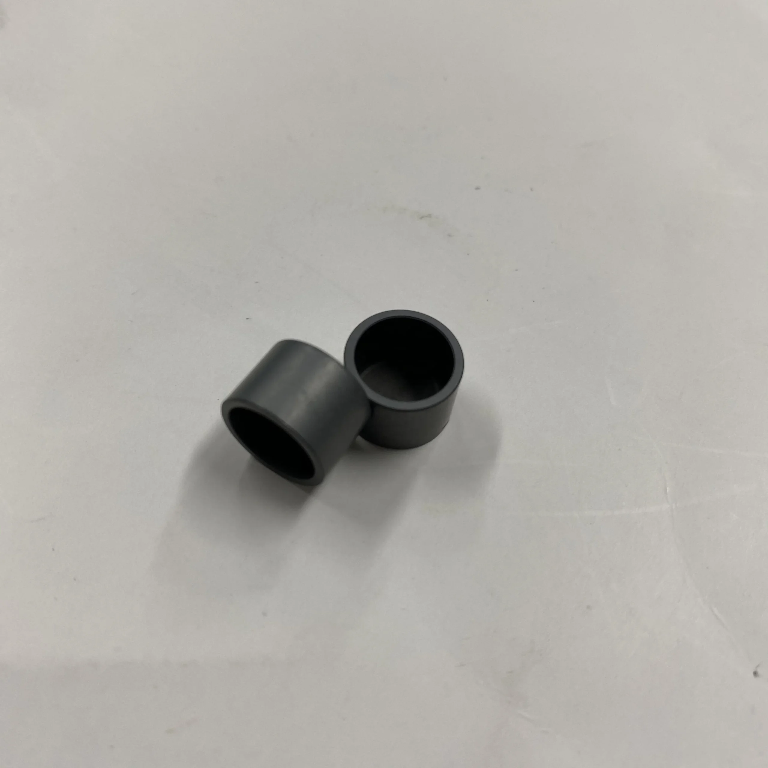 Hdd4a2a5ea17e42f9a017aefc4bde91335.webp Surface Polishing Silicon Carbide Crucible Customized Insulator SiC Ceramic Oil Cup - Image 1
