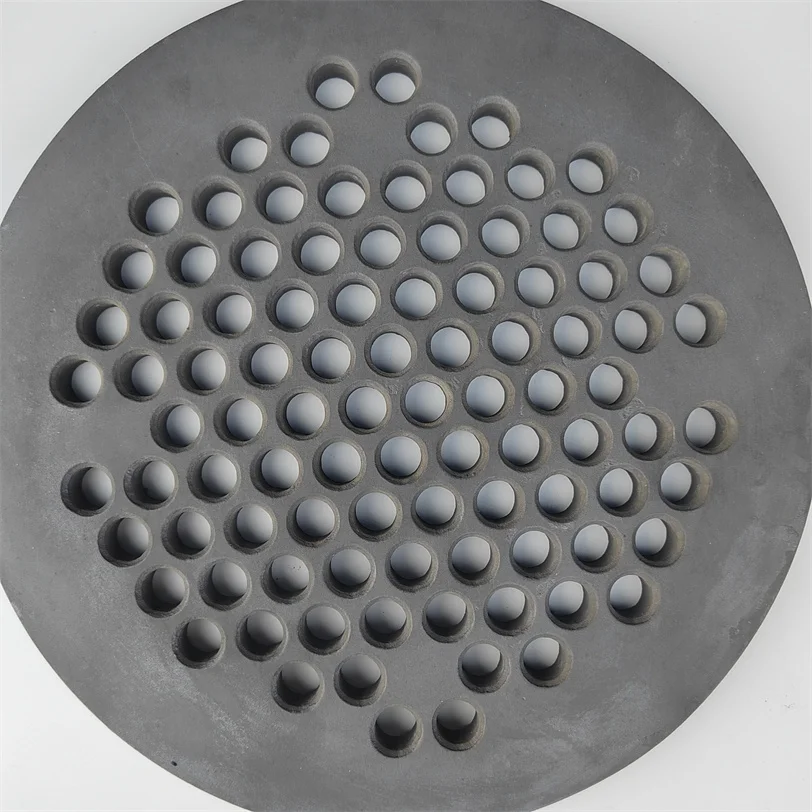 Hf128da94da4440a2ae0612e8b25197f1h.webp Customized High Temperature Silicon Carbide SiC Ceramic Gas Distribution Plate Showerhead for Semiconductor - Image 1