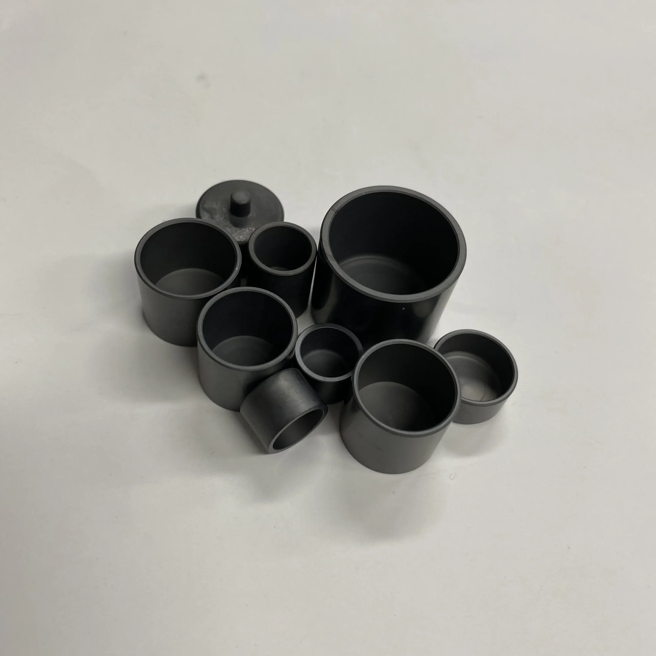 Hf7d681bd2992481bb9041f3c7733b705S.webp SIC SSIC Sintered Silicon Carbide Ceramic Oil Cup Crucible for Herbal Paste Volatilization - Image 1